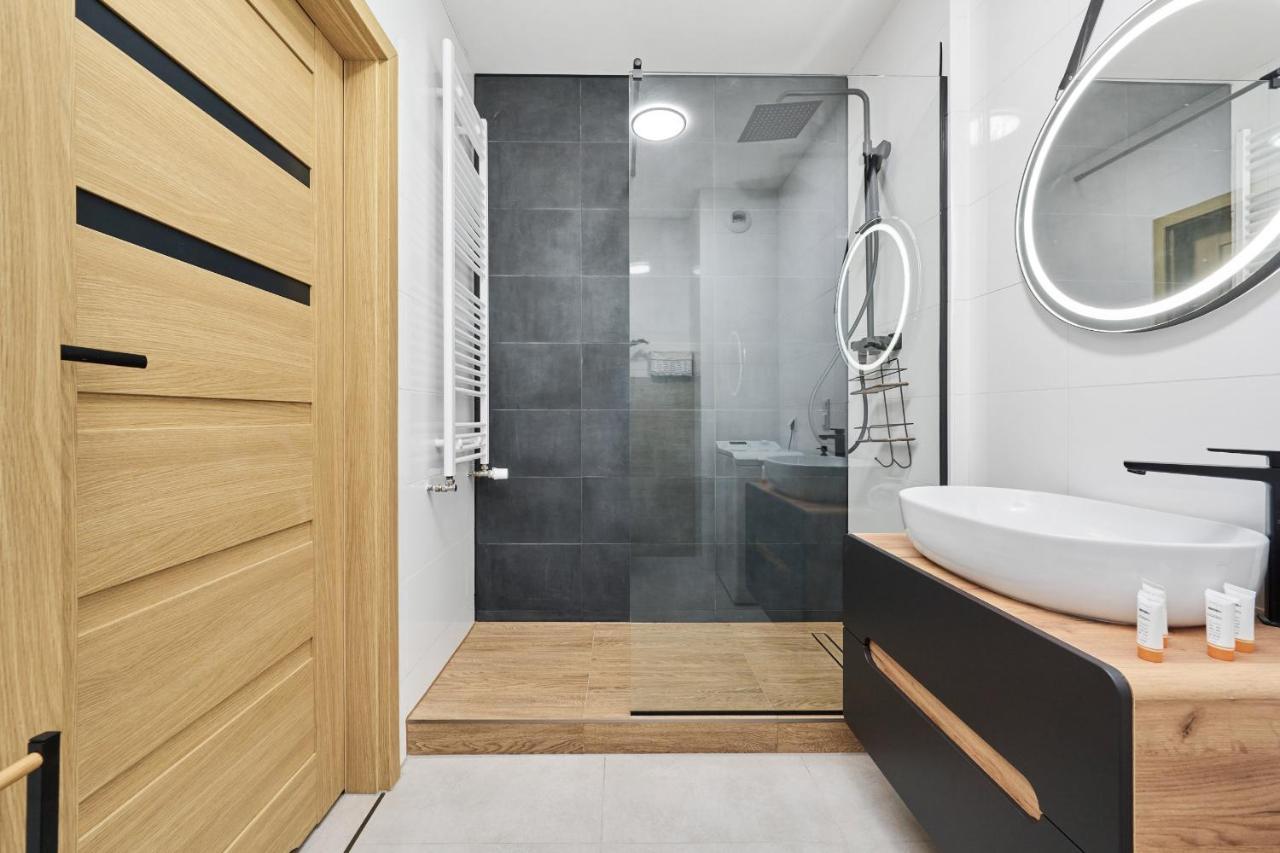 Nowa Manufaktura Apartment Wroclaw Krzyki By Noclegi Renters Ngoại thất bức ảnh
