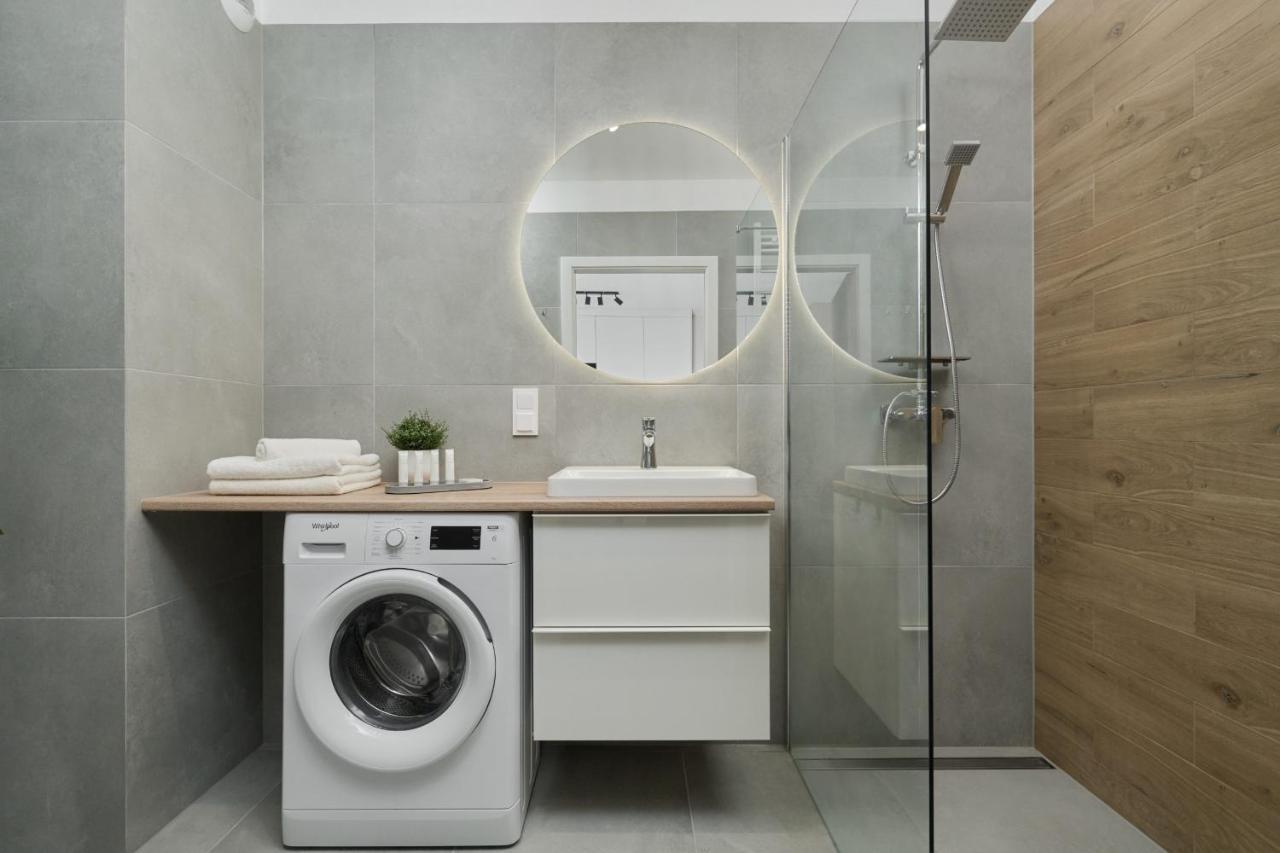 Nowa Manufaktura Apartment Wroclaw Krzyki By Noclegi Renters Ngoại thất bức ảnh